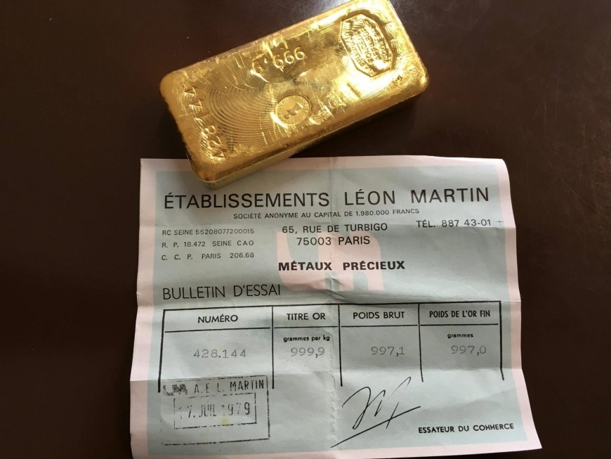 Un bulletin d'essai accompagne un lingot